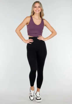 Auberginekleurige Sporttop met Diepe Halslijn en Aansluitende Pasvorm