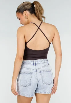 Aubergine Sport Crop Top met Kruisbandjes en Pads