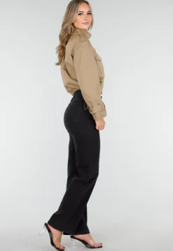 Beige Cropped Jas met Grote Zakken en Rechte Pasvorm