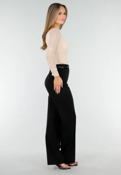 Beige Mesh Off Shoulder Top met Stretch en Lange Mouwen