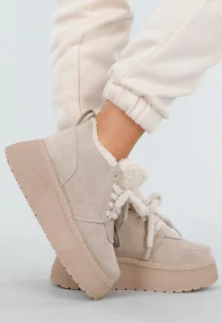 Beige Suède Sneakers met Warme Voering en Plateauzool