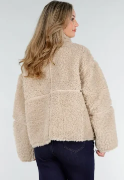 Beige Teddy Jas met Opstaande Kraag en Knoopsluiting