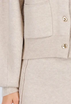 Beige Twee-Delige Set met Gebreid Vest en Rok