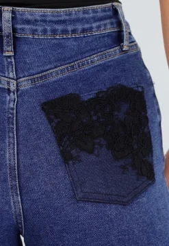 Blauwe Denim Wide Leg Jeans met Zwarte Kanten Achterzakken