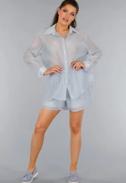Blauwe Tweedelige Set met Doorschijnende Blouse en Elastische Short