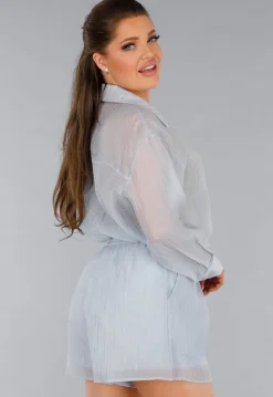 Blauwe Tweedelige Set met Doorschijnende Blouse en Elastische Short