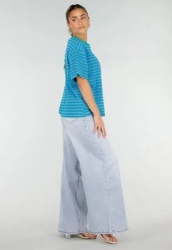 Blauw Groene Gestreepte T-shirt met Ronde Hals en Korte Mouwen