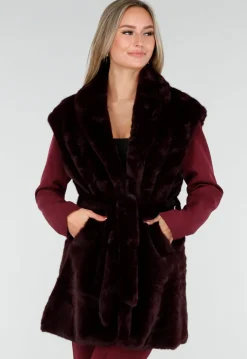 Bordeauxrode Faux Fur Bodywarmer met Ceintuur