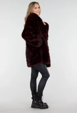 Bordeauxrode Faux Fur Jas met Ceintuur en Brede Kraag
