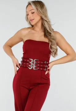 Bordeauxrode Strapless Jumpsuit met Gespen en Rechte Pijpen
