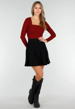 Bordeauxrode Stretch Top met Vierkante Halslijn
