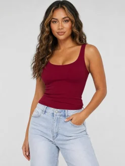 Bordeaux Rood Rib Hemdje met Stretch en Brede Bandjes