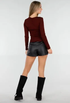 Bordeaux Top met Cut Out Detail