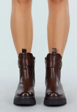 Bruine Enkelboots met Chunky Zool en Goudkleurige Gesp