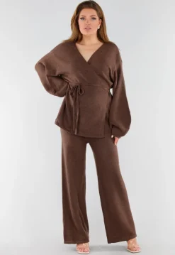 Bruine Gebreide Set met Overslag Top en Wijde Broek