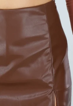Bruine Lederlook Skort met Stretch en Binnenbroekje