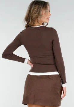 Bruine Longsleeve Top met Witte Boorden aan Hals en Mouwen