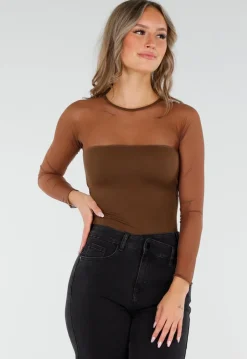 Bruine Mesh Top met Lange Mouwen en Ingebouwde Pads