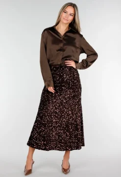 Bruine Midi Rok met All Over Pailletten en Subtiele Uitlopende Zoom