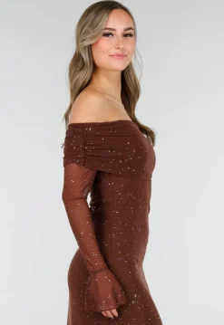 Bruine Off Shoulder Maxi Glitter Jurk met Lange Mouwen
