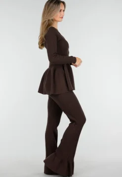 Bruine Stretch Two-Piece Set met Flared Broek en Knopen Top