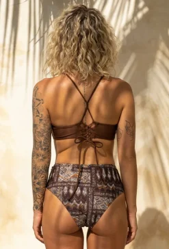 Bruine Twist Halter Bikini Top met Uitneembare Pads