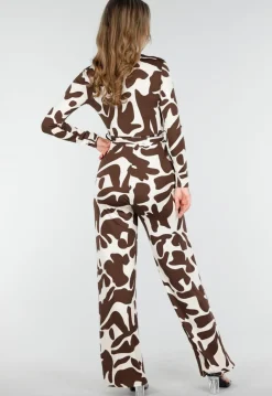 Bruin-Witte Stretch Jumpsuit met Overslag en Ceintuur