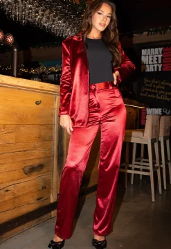 Burgundy Pantalon van Stretch Satijn in Model