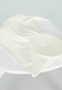 Butter Yellow Haltertop met Padded Cups en Open Rug