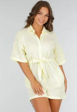 Butter Yellow Katoenen Playsuit met Knoopsluiting en Zakken