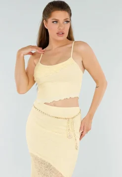 Butter Yellow Two-Piece Set met Kant en Asymmetrische Rok