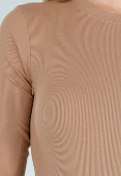 Camelbruine Rib Body met Lange Mouwen en Stretch