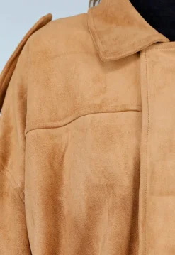 Camel Jas met Suède Look en Oversized Pasvorm