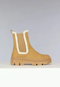Camel Suèdelook Chelsea Boots met Teddy Details