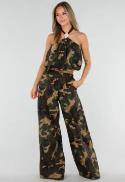 Camouflage Halter Top met Ringdetail en Open Rug