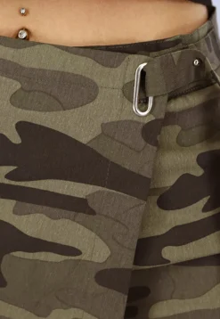 Camouflage Print Skort met Riem Detail