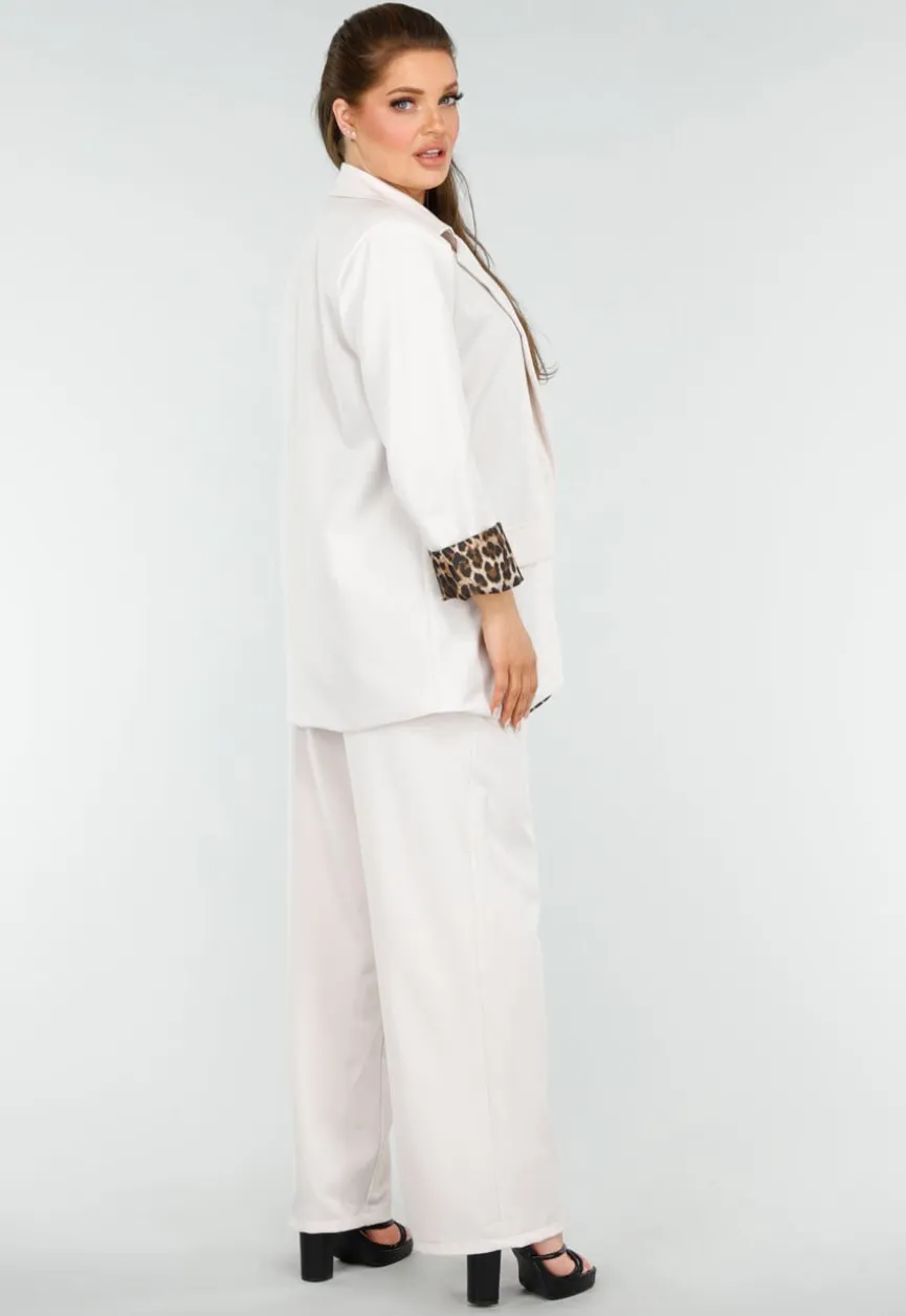Chique Ivoor Set met Leopardprint Details