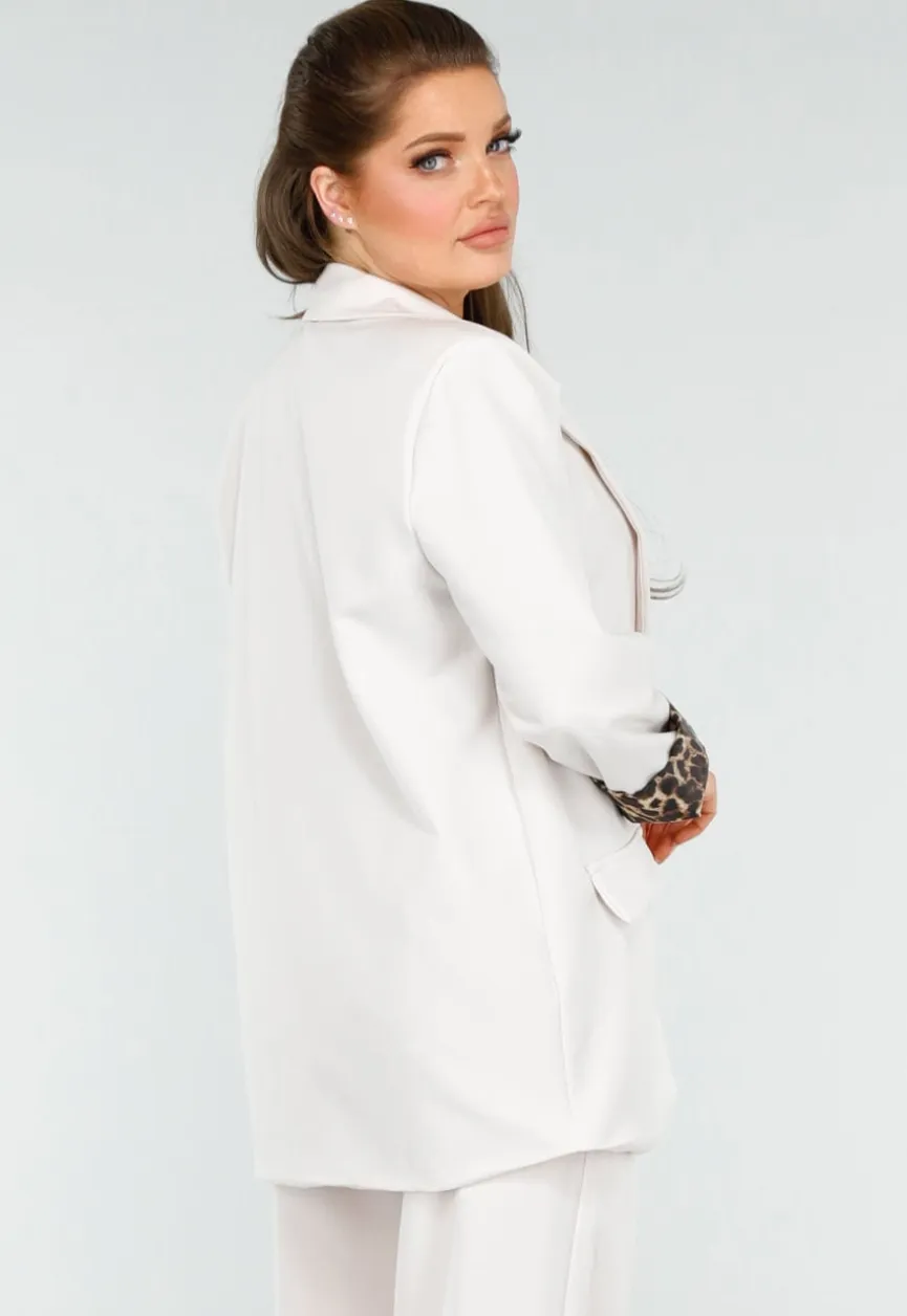 Chique Ivoor Set met Leopardprint Details