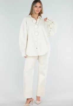 Crème Denim Blouse met Oversized Knopen en Lange Mouwen