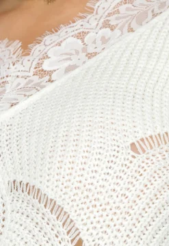 Crème Gebreide Trui met Kanten Detail