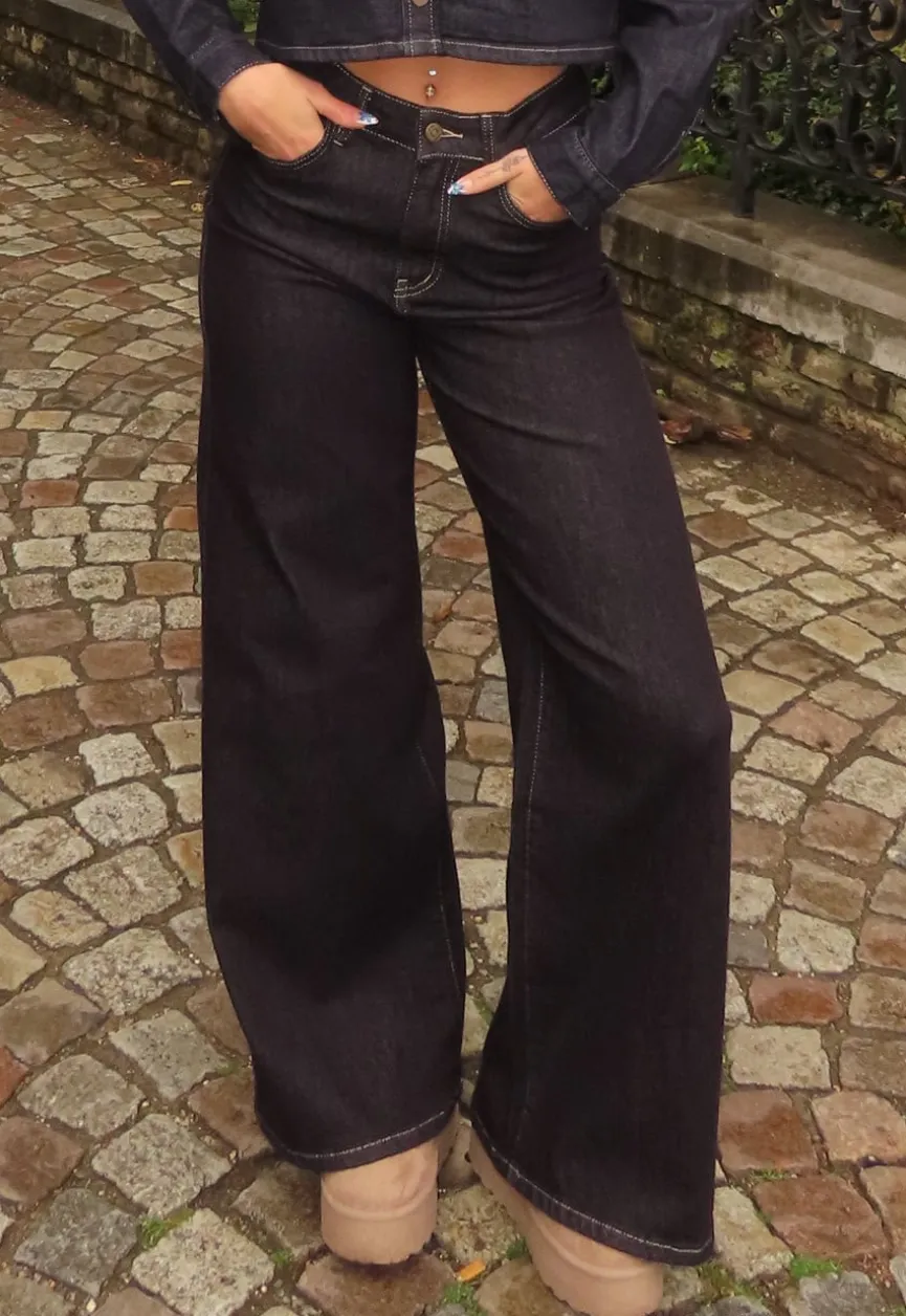Donkerblauwe Flared Jeans met High Waist en Contrasterende Stiksels