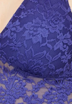 Donkerblauwe Kanten Stretch Haltertop met Open Rug en Gevoerd Detail