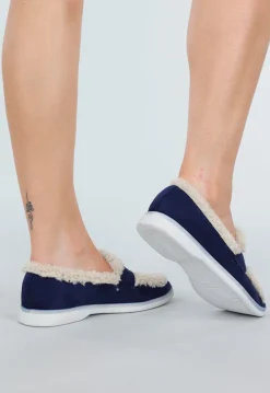 Donkerblauwe Loafers met Beige Bontvoering en Witte Zool