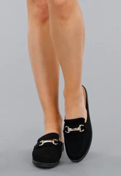 Elegante Zwarte Suède Loafers met Gouden Schakel En Puntneus