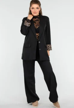 Elegant Zwart Pak met Leopardprint Accenten