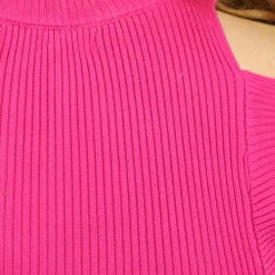 Fuchsia High Neck Top met Cut Outs en Overslag