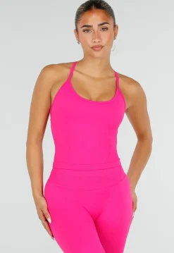 Fuchsia Sportset met Halter Top, Legging, Uitneembare Pads en Scrunchdetail