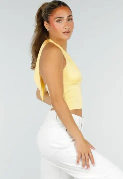 Gele Halter Crop Top met Open Rug en Diepe V-Hals