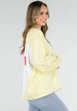 Gele Sweater met Good Vibes Print op Rug