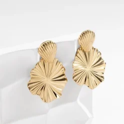 Gouden Oorbellen met Shell Look